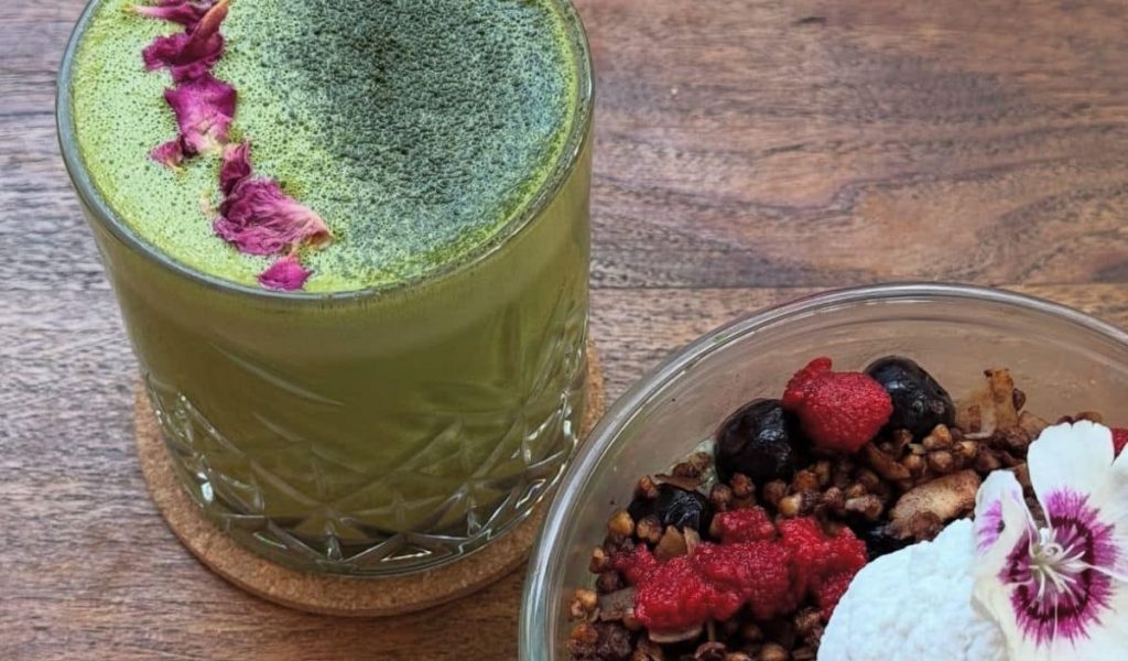 Matcha at Analog Uluwatu Café Matcha latte served at Analog Uluwatu, a retro-inspired café in Bali