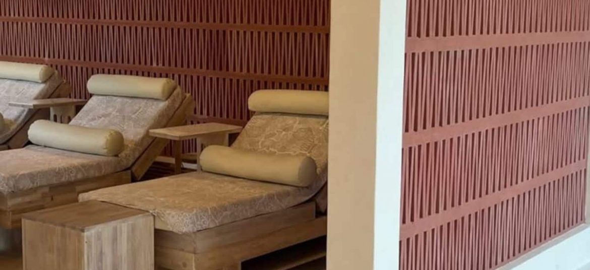 Spring Spa Bingin – Massage Room Minimalist massage room at Spring Spa Bingin with natural light