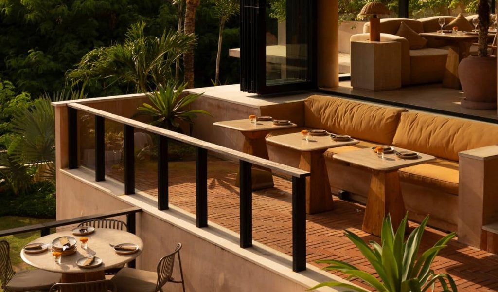 Teja Uluwatu Open Flame Restaurant Teja open-flame restaurant in Uluwatu with sunset view