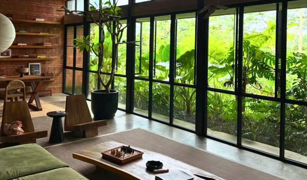 Rumah Subak – Wood & Wantilan Design Entrance Rumah Subak featuring wood details and Wantilan-style architecture